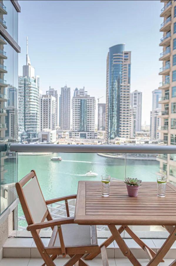 Nasma Luxury Stays - Pastel-Colored Apt With Jaw-Dropping Marina Views Dubaj Zewnętrze zdjęcie