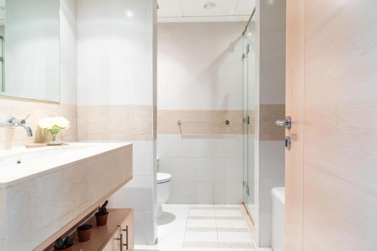 Nasma Luxury Stays - Pastel-Colored Apt With Jaw-Dropping Marina Views Dubaj Zewnętrze zdjęcie